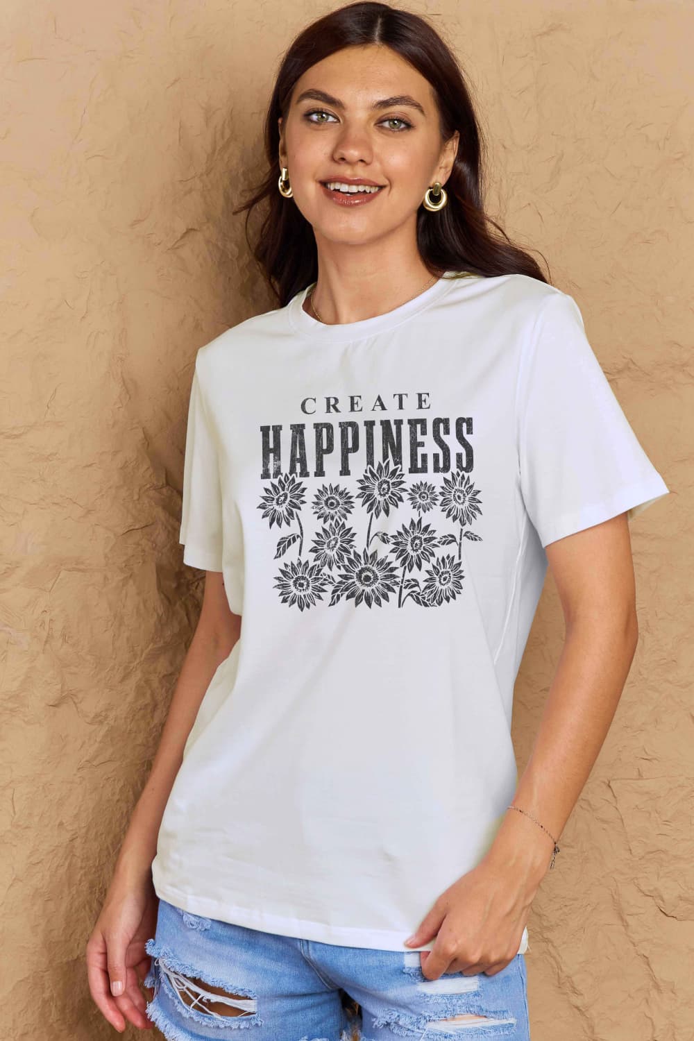 T-shirt en coton graphique Simply Love en taille réelle CREATE HAPPINESS