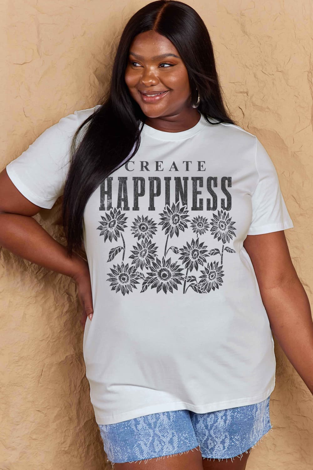 T-shirt en coton graphique Simply Love en taille réelle CREATE HAPPINESS