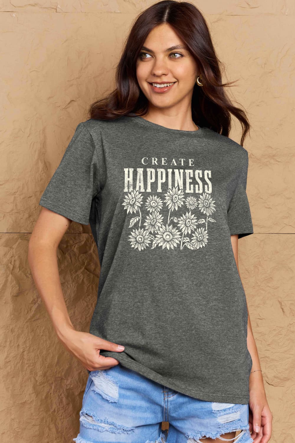 T-shirt en coton graphique Simply Love en taille réelle CREATE HAPPINESS