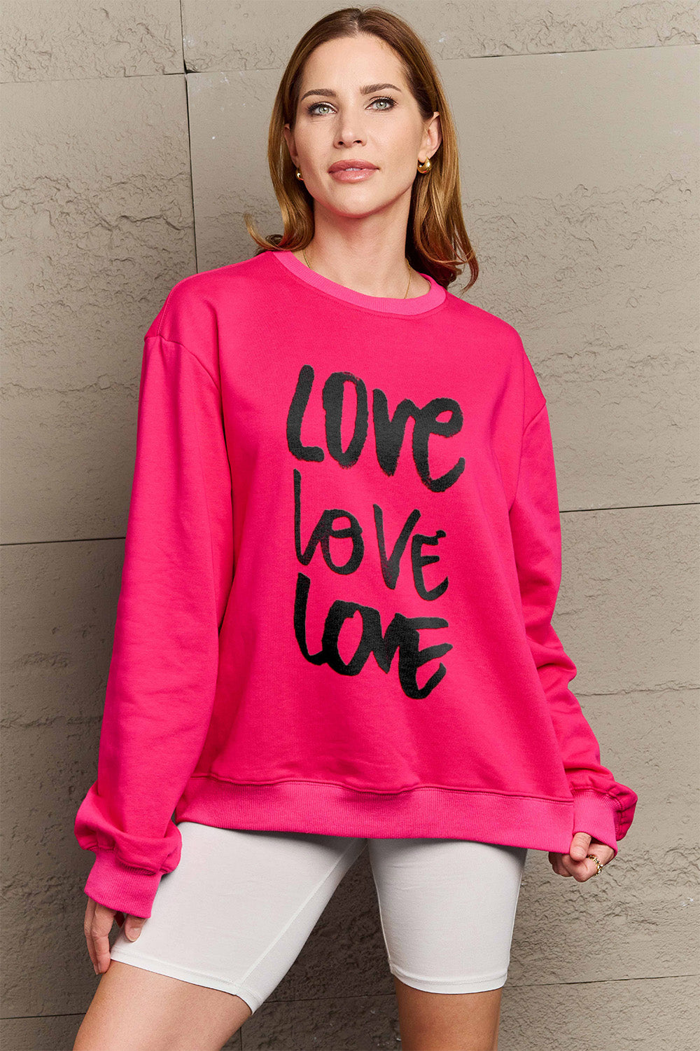 Sweat-shirt à col rond Simply Love en taille réelle