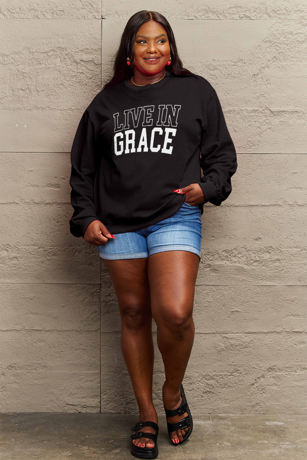 Simply Love – Sweatshirt mit Grafik „Live in Grace“ in voller Größe