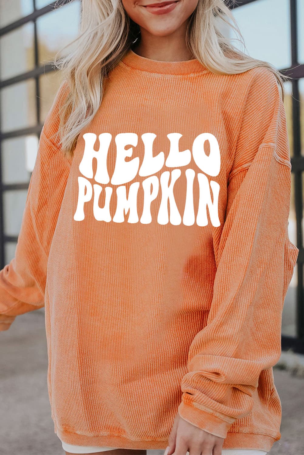 Sweatshirt mit Rundhalsausschnitt, überschnittener Schulter und „Hello Pumpkin“-Grafik