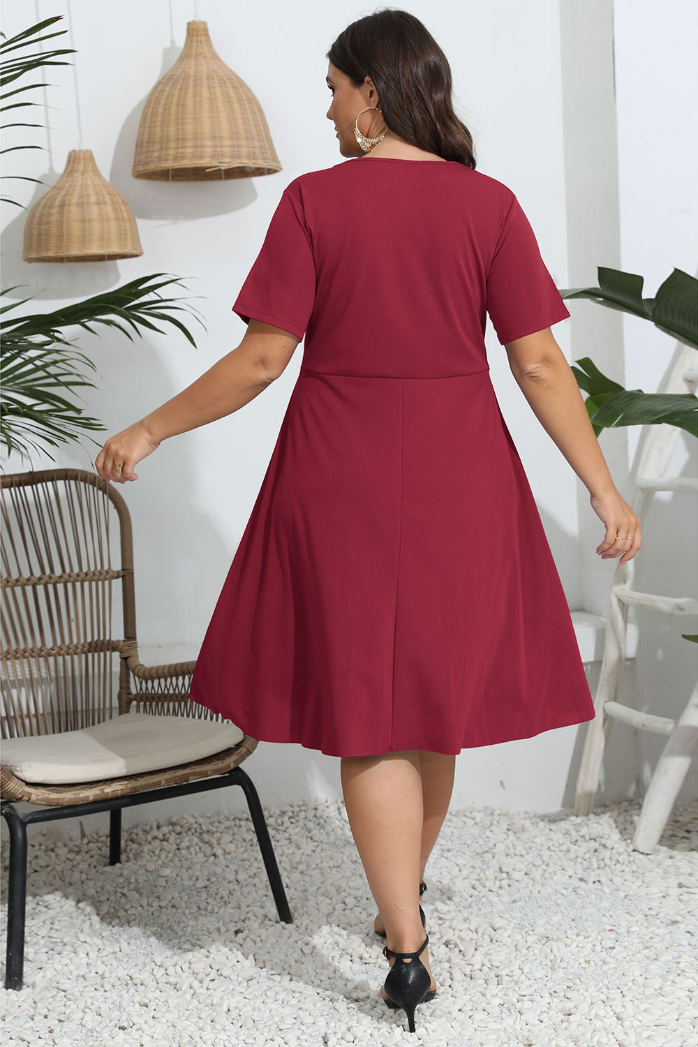 Robe ajourée à col rond grande taille