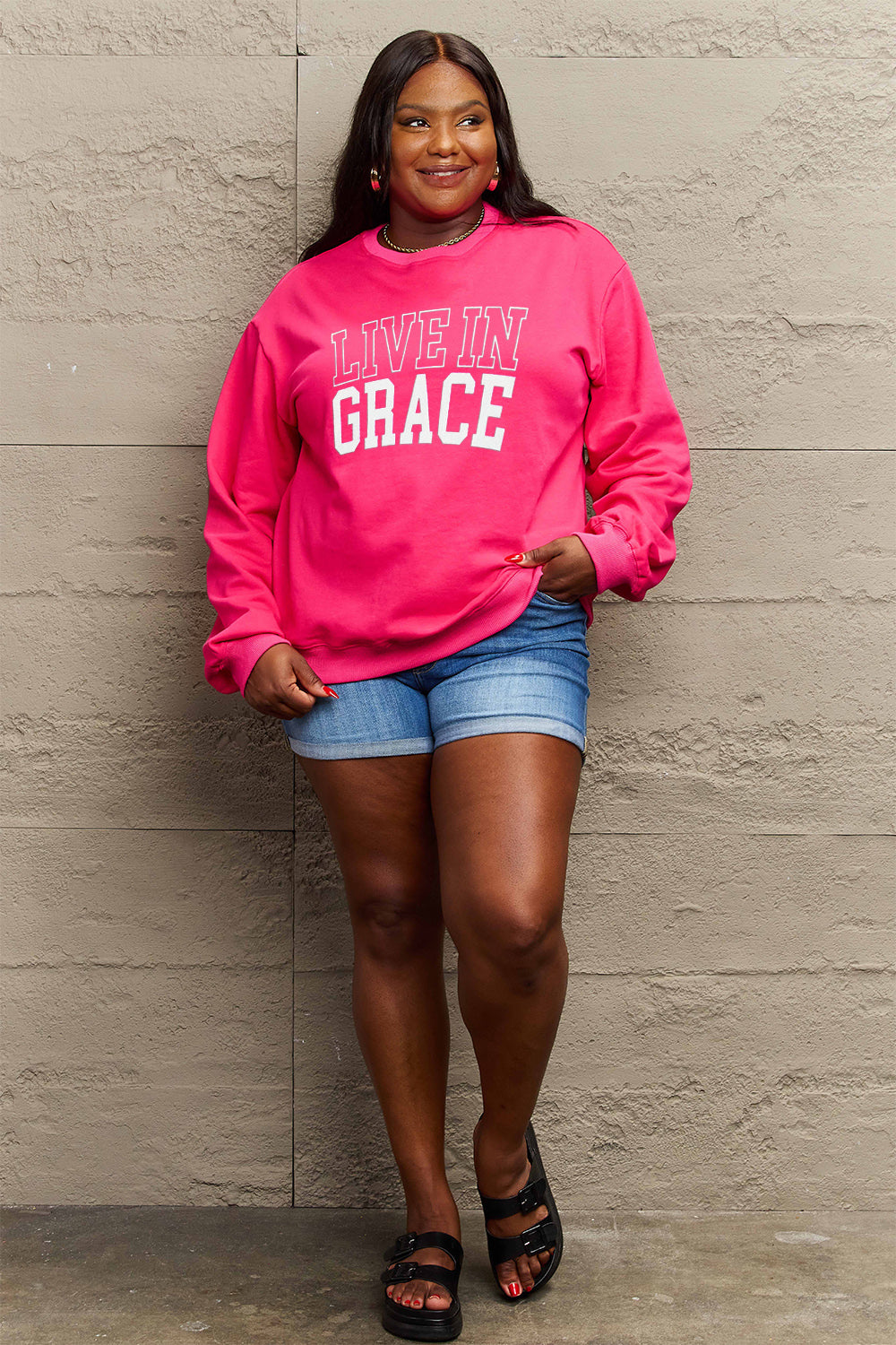 Simply Love – Sweatshirt mit Grafik „Live in Grace“ in voller Größe