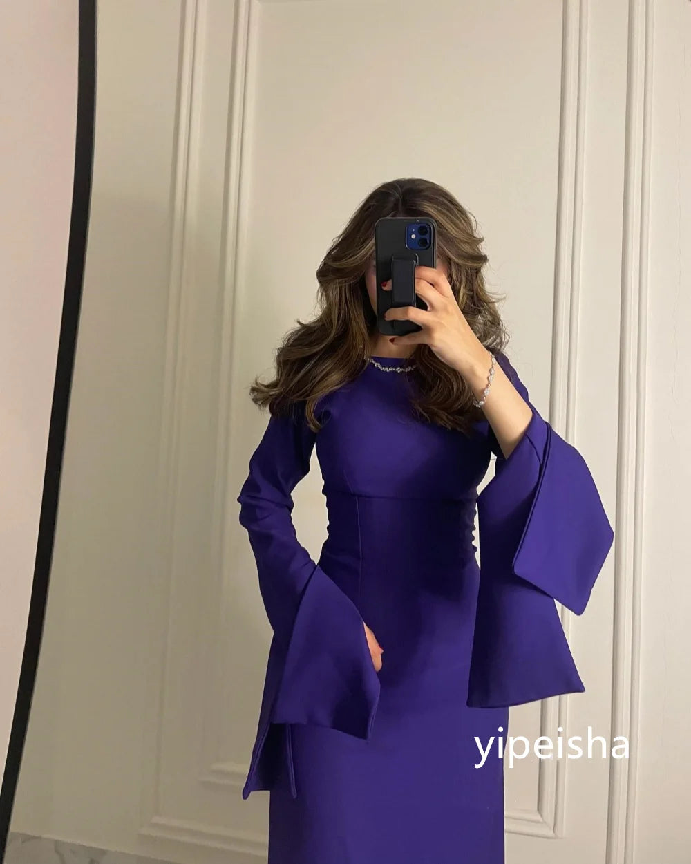 Robe mi-longue en jersey à col rond et coupe trapèze personnalisée – Tenue de soirée et de loisirs élégante de style rétro